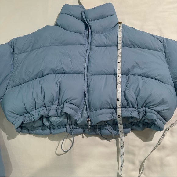 *New*Light blue Cropped Puffer Jacket size small - Picture 8 of 12